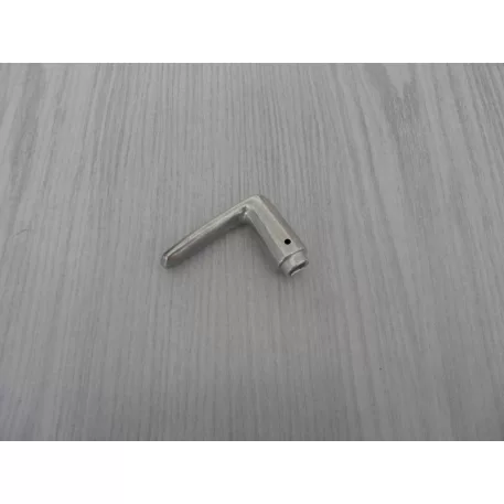 Ablakfélkilincs El 66/6 Lyukas/10 db