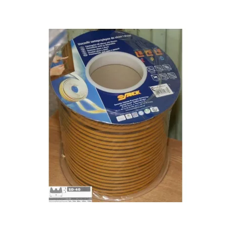 NYÍLÁSZÁRÓSZ.ISOFIX E150 BARNA