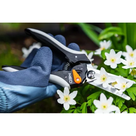 Szüretelő Olló Neo 15-208  6mm Teflon Bevonat 210mm