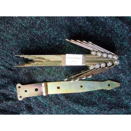 KAPUPÁNT 200 MM HORG. DÍSZES RÁSZEGZ.