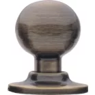 Kovácsolt gombkilincs sárgaréz, m.3905 kulcs és biztosíték nélkül (m.3905)