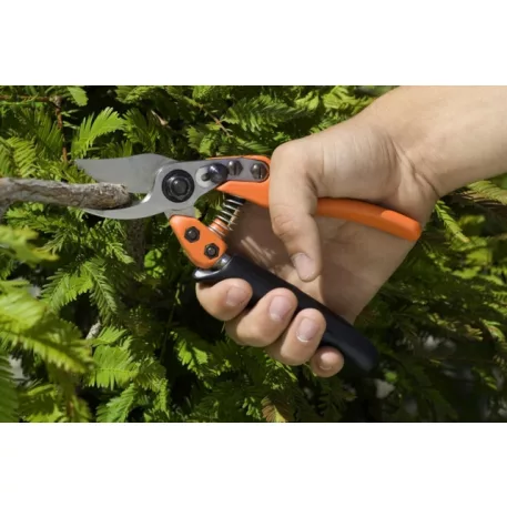 LÖWE 11109 mellévágós metszőolló 21 cm, átmérő 25 mm