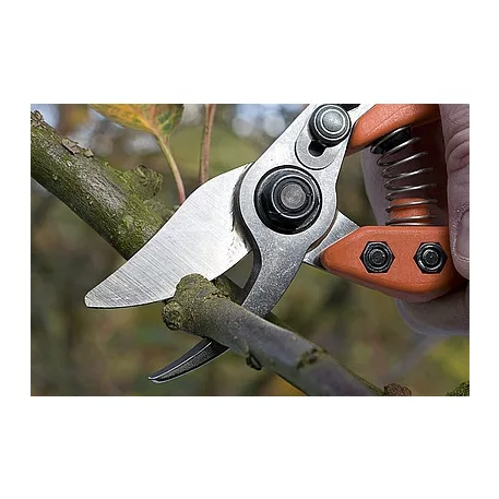 LÖWE 12104 mellévágós metszőolló 19 cm, átmérő 20 mm