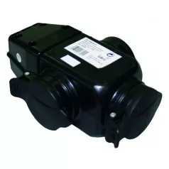 Elosztó 3-as  Gumi  Ip44  Szerelhető Dugalj