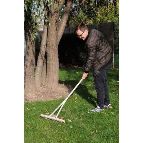 Gereblye Fa 14 Fogú