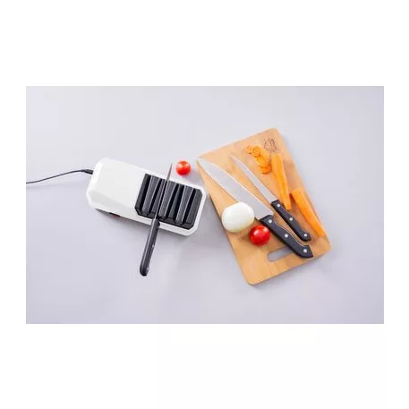 MagicHome késélező, 3 az 1-ben, 230V, 20 W