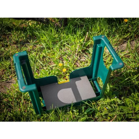 Strend Pro TC1611 kerti szék, térdeplővel, 57 x 27 x 37 cm