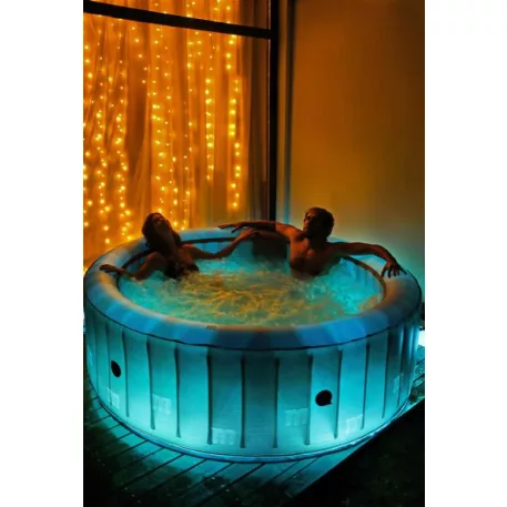 MSpa® Starry pezsgőfürdő, LED, 6 személyes, 930 l., 204x070 cm