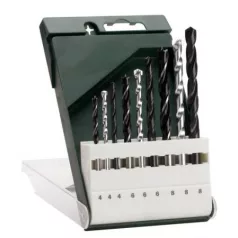 Hengeres szárú fúrószár készlet